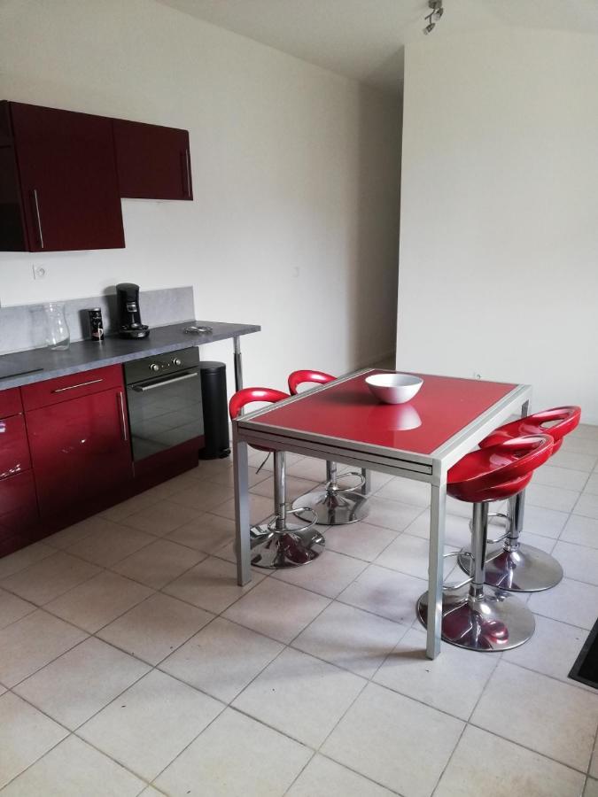 Logement Entier Au Calme Villers-Outreaux Luaran gambar