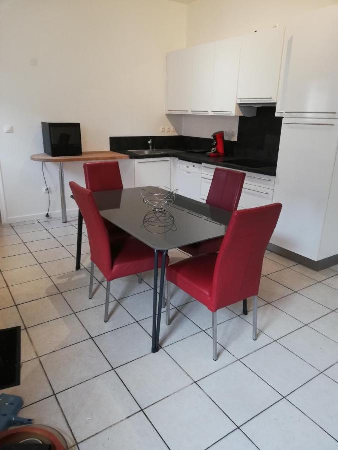 Logement Entier Au Calme Villers-Outreaux Luaran gambar